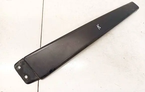 Audi 80 90 S2 B4 Front door glass trim molding
