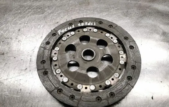 Ford Focus Clutch pressure plate 323059910