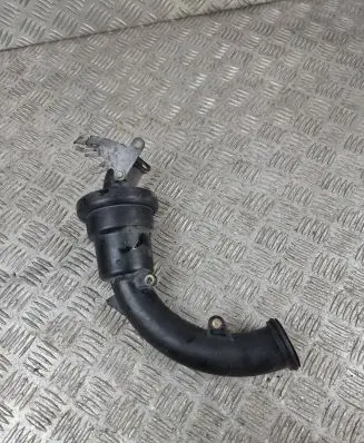 Mercedes-Benz CLA C117 X117 W117 Intercooler hose/pipe A6511400387