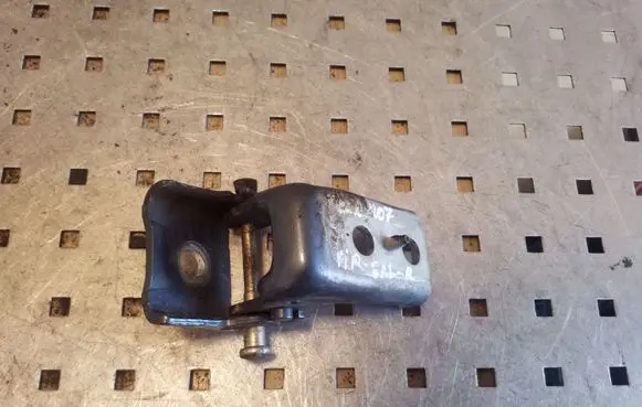 Peugeot 407 Rear door upper hinge