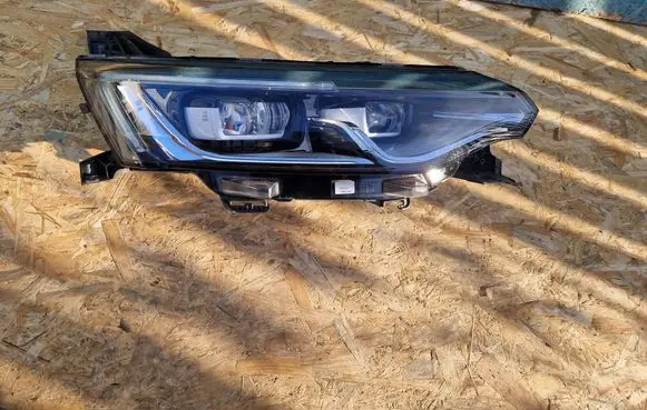 Headlight/headlamp