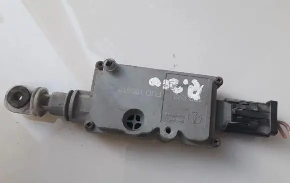 Rover 214 - 216 - 220 Central locking motor fud100610