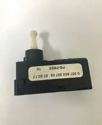 Ford Mondeo Mk III Headlight level adjustment motor 0307853307
