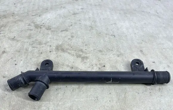 BMW 7 F01 F02 F03 F04 Engine coolant pipe/hose 9231897