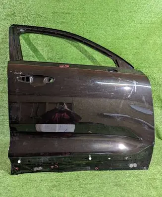 Volvo XC40 Front door 