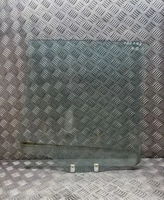 Mitsubishi Shogun Rear door window glass M213AS2 43R00633 A001480