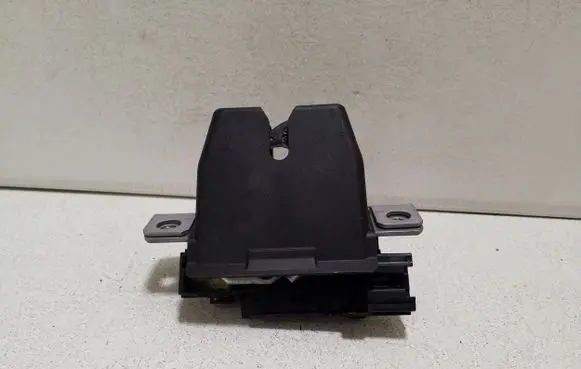 Ford Kuga II Tailgate/trunk/boot lock/catch/latch GJ547843102AA