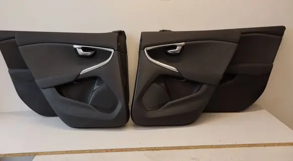 Volvo V40 Cross country Door card panel trim set 1319932 1319933 1319941