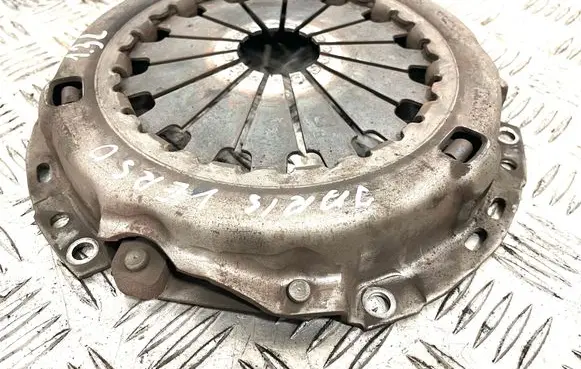 Toyota Yaris Verso Pressure plate 3G12191