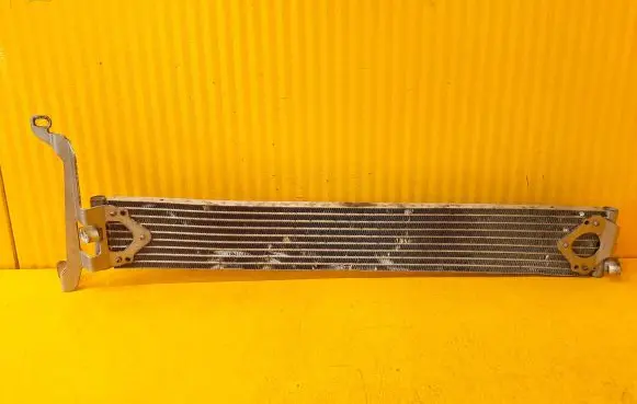 Engine oil radiator