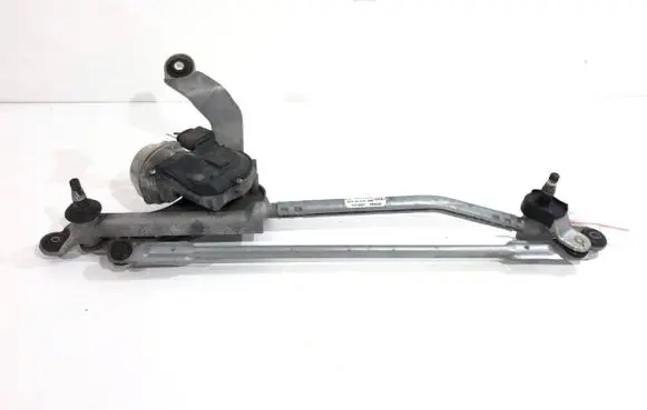 Front wiper linkage and motor
