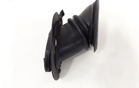 BMW 5 E60 E61 Fuel tank cap trim 7060310