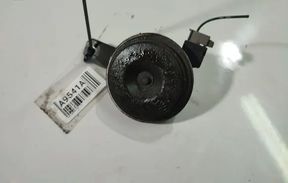 Toyota Avensis T270 Horn signal 