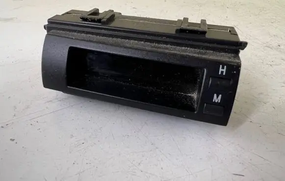 Toyota Prius (NHW20) Clock 8391047040
