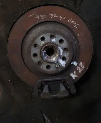 Jeep Cherokee Rear wheel hub 32353472 32353472c 68291949aa