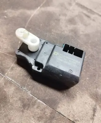 Chevrolet Epica Air flap motor/actuator 817500