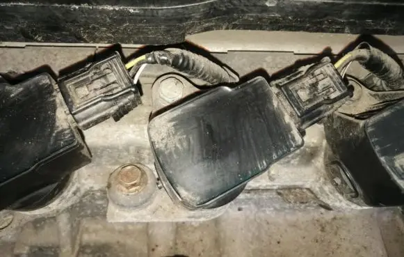 Honda Insight High voltage ignition coil CM11118 09403