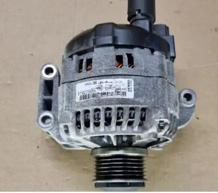 Opel Combo D Generator/alternator C758