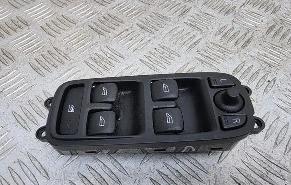 Volvo V60 Electric window control switch 31343101