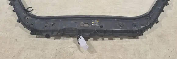 Renault Scenic II - Grand scenic II Top upper radiator support slam panel 8200140478