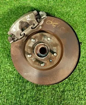 Front wheel hub spindle knuckle