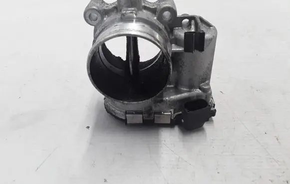 Volvo C70 Throttle valve
