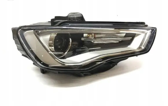 Audi A3 S3 8V Headlight/headlamp 8V0941044M