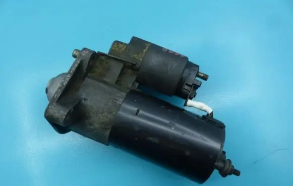 Volvo V70 Starter motor 0001108166 IMPRK1190398