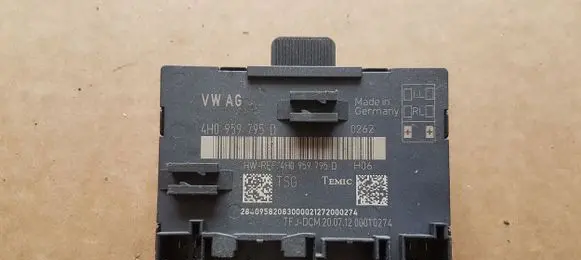 Audi A8 S8 D4 4H Door control unit/module 4H0959795D