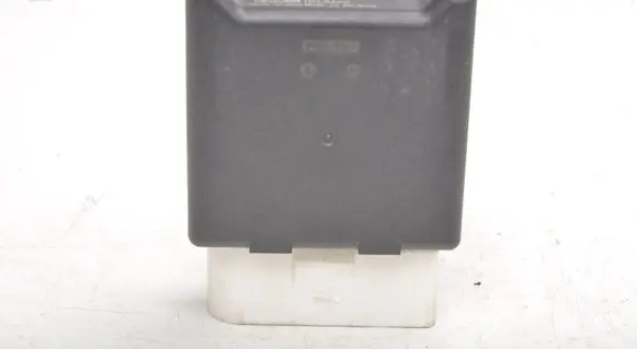 Volvo XC40 Fuel pump relay 32203752