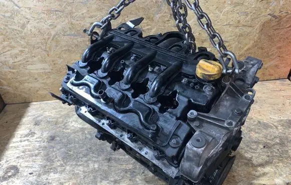 Renault Espace IV Engine 8200102320 8200079157