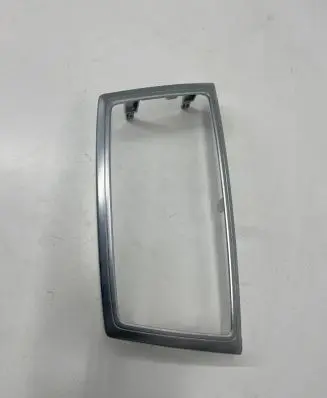 Mercedes-Benz GL X166 Radio/GPS head unit trim A1666801917