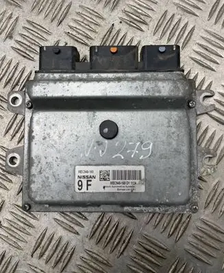 Nissan Juke I F15 Engine control unit/module MEC940160