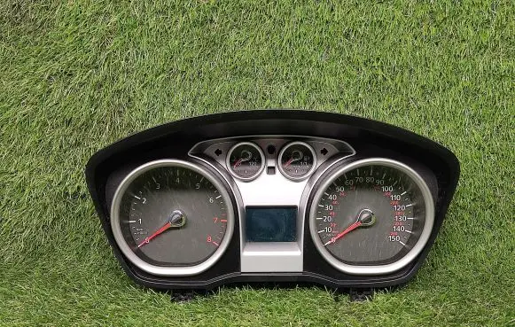 Ford Focus C-MAX Speedometer (instrument cluster) 8V4T10849FF