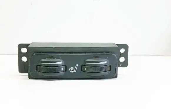 Toyota Avensis T250 Seat heating switch 453417