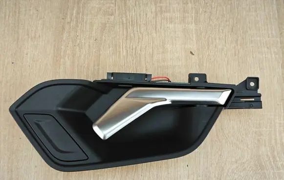 Audi Q3 F3 Front door interior handle 83A837020F
