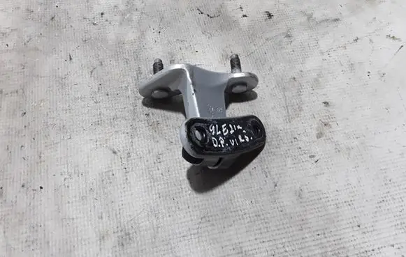 Mercedes-Benz GLE W167 Front door upper hinge A1677200406