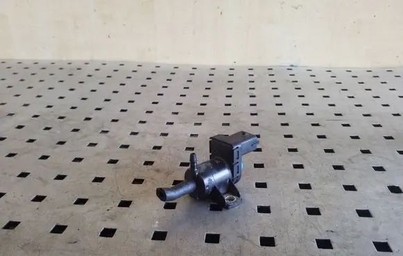 Chevrolet Captiva Vacuum valve 25183381