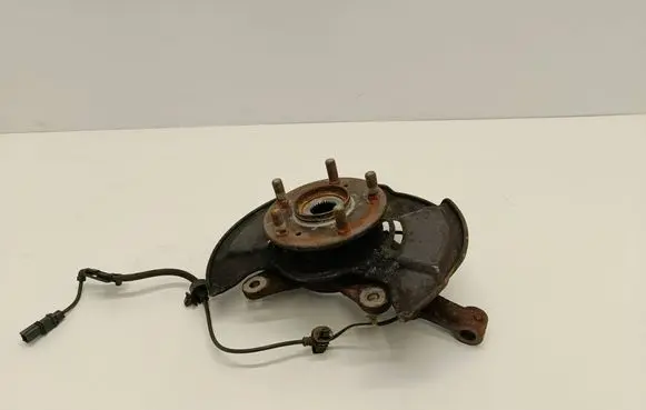 Honda Civic IX Front wheel hub spindle knuckle