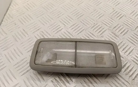 Toyota Avensis T270 Rear seat light 8125005030B0 8125005030 8136005010
