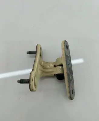Mercedes-Benz E W212 Front door upper hinge