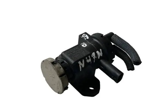 BMW 4 F32 F33 Turbo solenoid valve 8509323 3024421