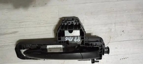 Mercedes-Benz A W176 Front door exterior handle A2047601800