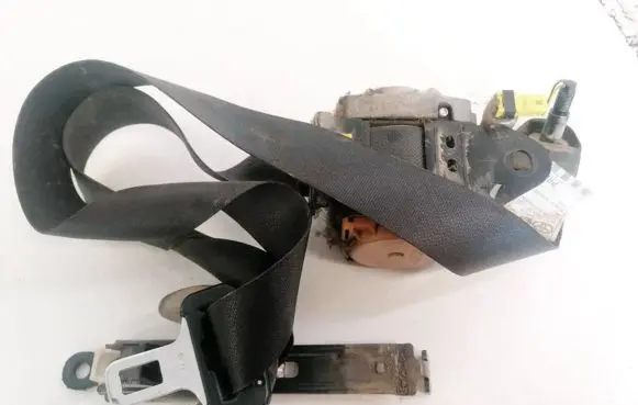 Toyota Avensis Verso Front seatbelt