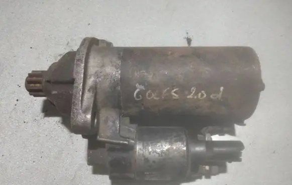 Volkswagen Golf V Starter motor 02M911023PX