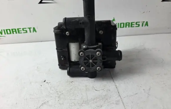 Hyundai Ioniq Coolant heater control valve 2005210777 W3G7500
