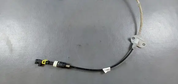 Volvo S90, V90 Gear shift cable linkage 31492343