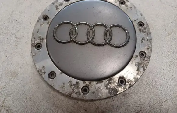 Audi A6 S6 C5 4B Original wheel cap 4B0601165C