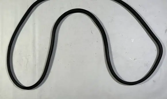 Nissan Titan Front door rubber seal USZCZNISS2016