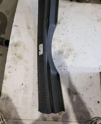 Volkswagen Touran III Trunk/boot sill cover protection 5TA863459E